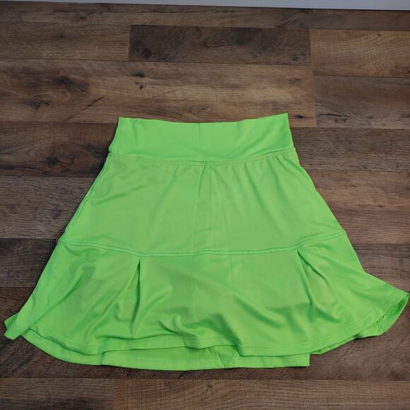 Pickleball Bella Drop Pleat Skort Bright Green Patience Grasshopper Print Small - Picture 7 of 7